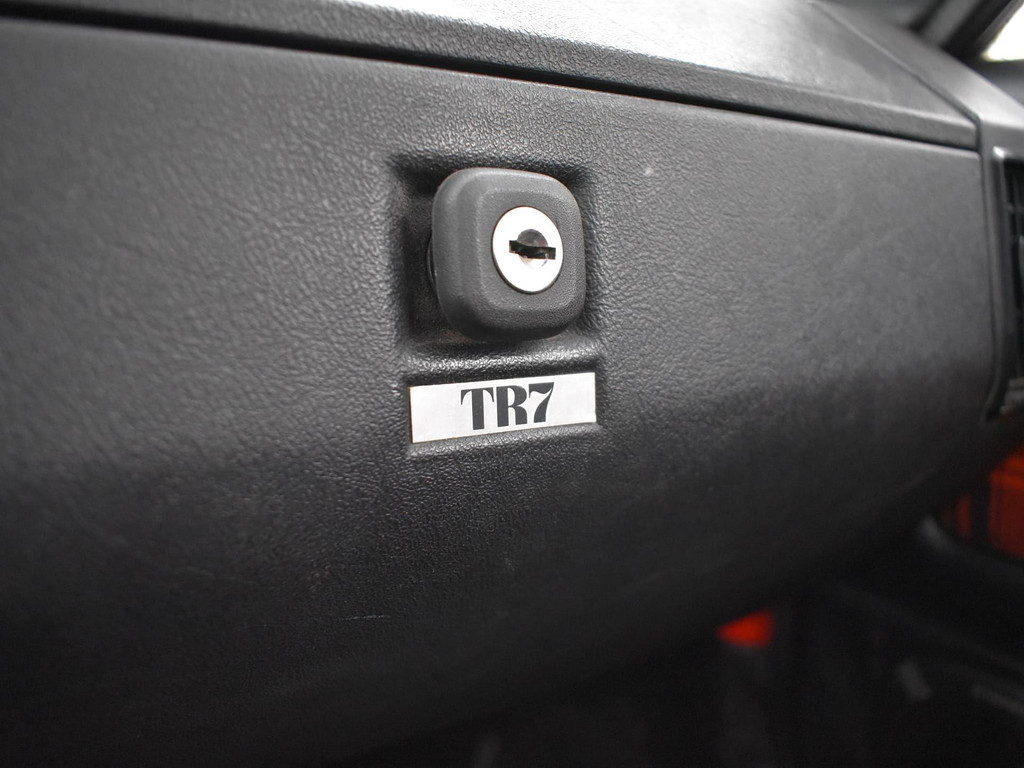 Triumph TR7 2.0 HARDTOP *16.724 KM* ORIG. NL 32650854-14.jpg | Autobedrijf Hazet