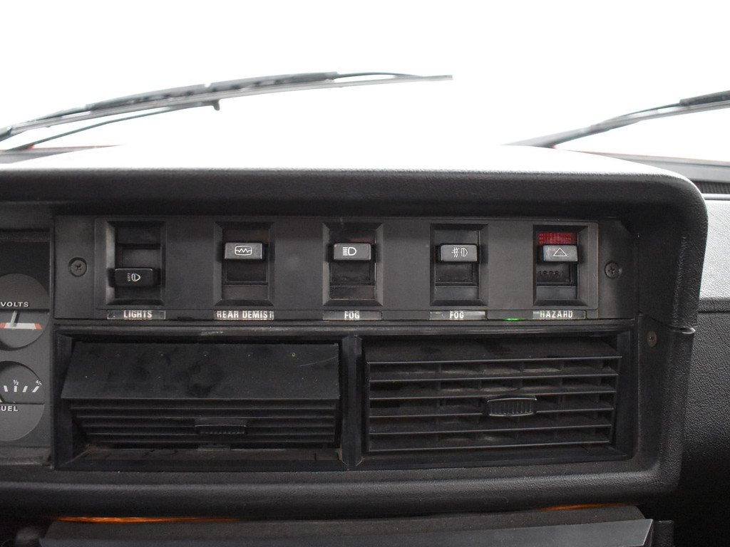 Triumph TR7 2.0 HARDTOP *16.724 KM* ORIG. NL 32650854-9.jpg | Autobedrijf Hazet