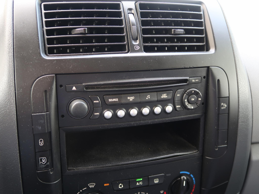 Fiat  Scudo 1200 L2H2 *CAMPER/KAMPEERVOERTUIG* 35185634-37.jpg | Autobedrijf Hazet