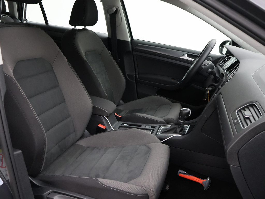 Volkswagen Golf Variant 1.5 TSI 130 PK DSG AUT. 36928845-10.jpg | Autobedrijf Hazet