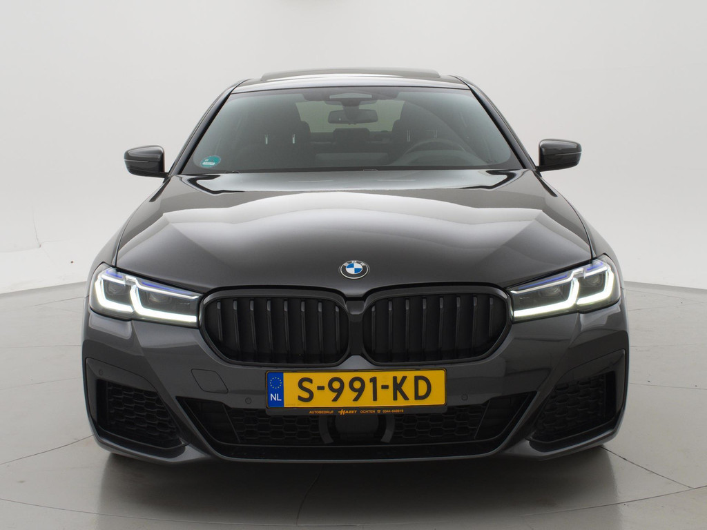 37841564-5.jpg