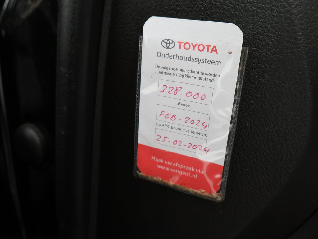 Toyota Land Cruiser V8 4.5 V8 D-4D 285 PK AUT.*MOTOR KAPOT/ENGINE BROKEN* 38533124-17.jpg | Autobedrijf Hazet