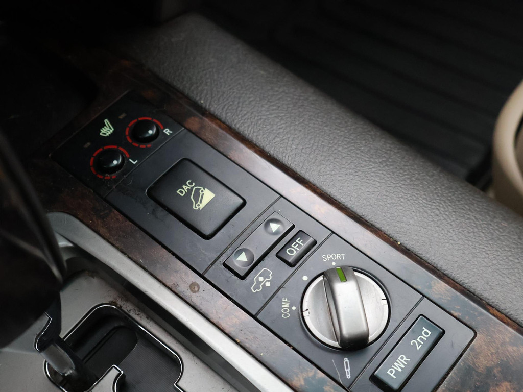 Toyota Land Cruiser V8 4.5 V8 D-4D 285 PK AUT.*MOTOR KAPOT/ENGINE BROKEN* 38533124-18.jpg | Autobedrijf Hazet