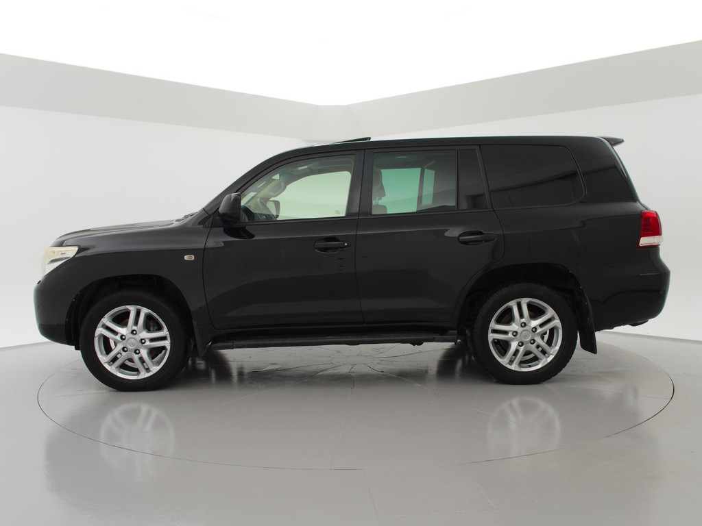 Toyota Land Cruiser V8 4.5 V8 D-4D 285 PK AUT.*MOTOR KAPOT/ENGINE BROKEN* 38533124-4.jpg | Autobedrijf Hazet