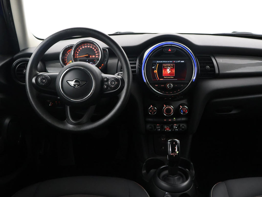 BMW 3-serie Gran Turismo 320i GT LUXURY + PANORAMA 41848286-5.jpg | Autobedrijf Hazet