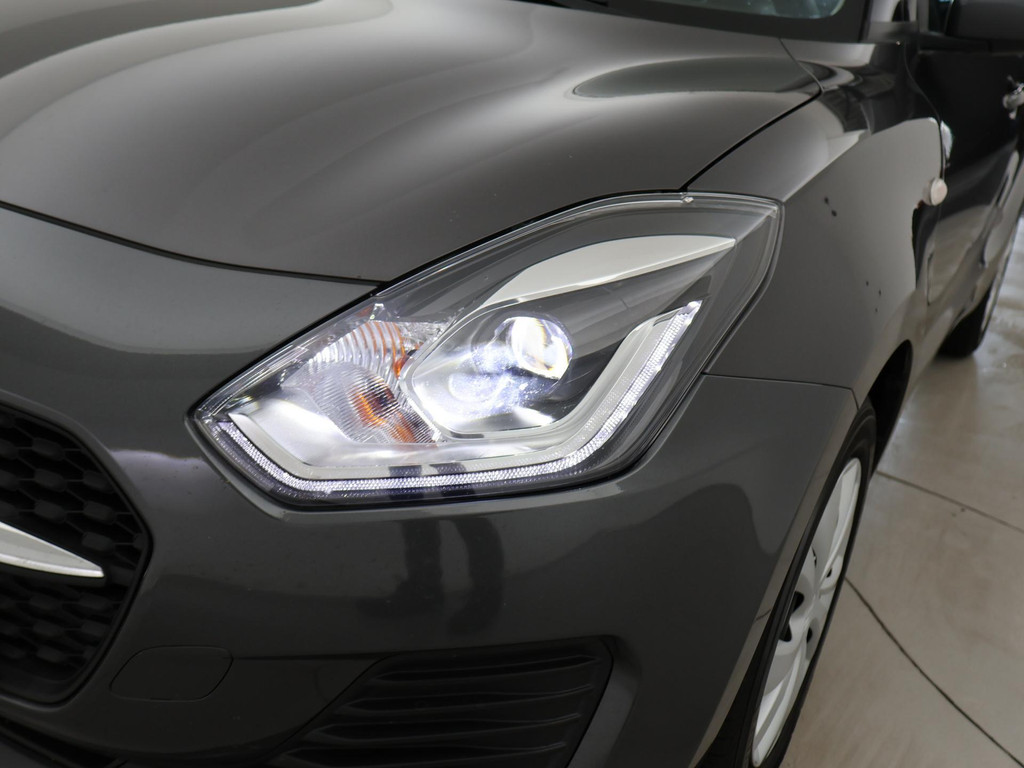 Suzuki Swift 1.2 COMFORT SMART HYBRID 40772331-10.jpg | Autobedrijf Hazet