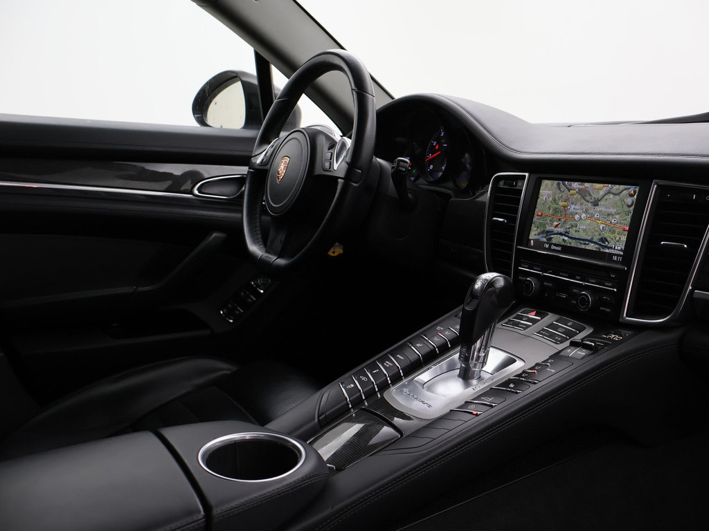 Porsche Panamera 4.8 V8 GTS 441 PK + 360 CAMERA | SCHUIFDAK 49370941-5.jpg | Autobedrijf Hazet