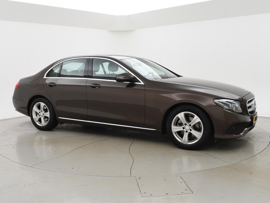 Mercedes-Benz E-Klasse 200 AVANTGARDE SEDAN + DIGITALE COCKPIT WIDESCREEN 43319114-30.jpg | Autobedrijf Hazet