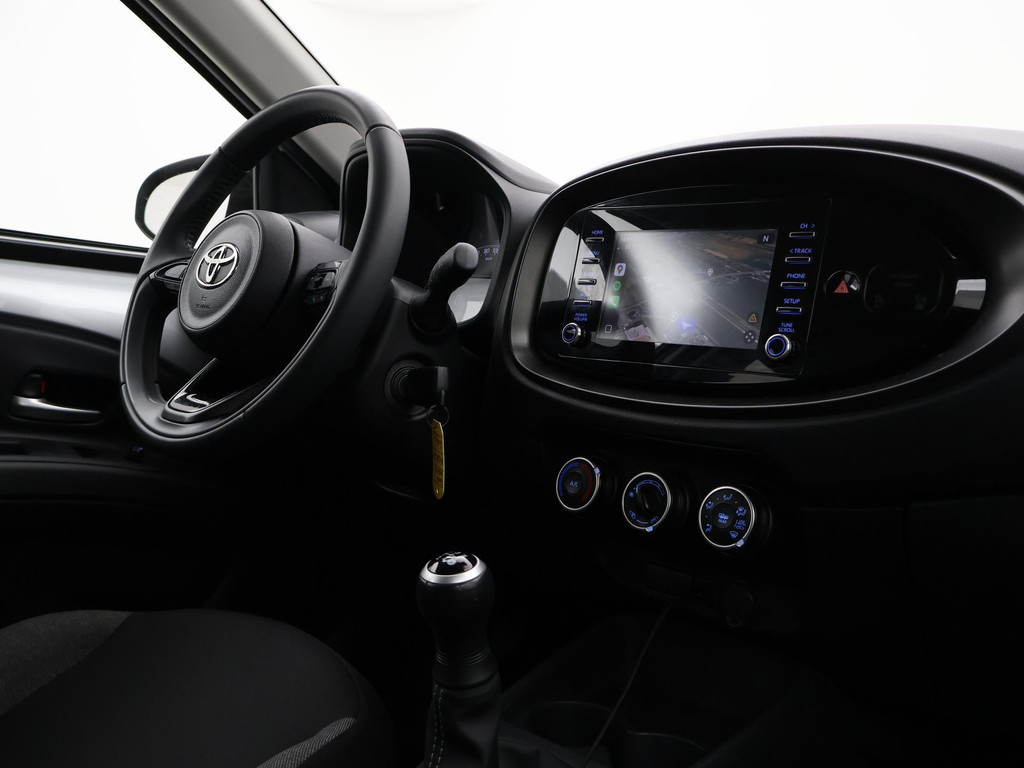 MINI 5-deurs 1.5 136 PK COOPER TWO-TONE *BLAZING RED* 51920473-5.jpg | Autobedrijf Hazet
