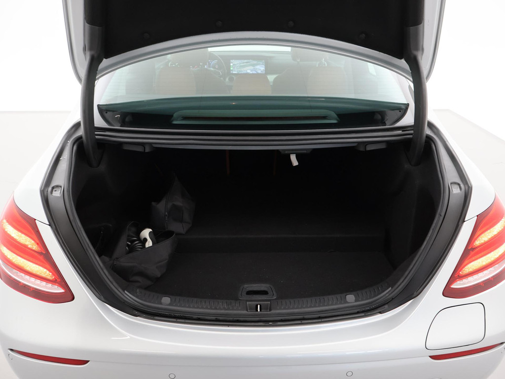 Mercedes-Benz E-Klasse 350e PLUG-IN HYBRID + HEAD-UP | DISTRONIC+ | 45614932-38.jpg | Autobedrijf Hazet