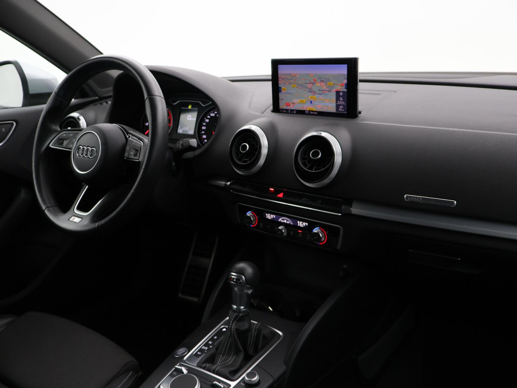 Audi A3 Limousine 1.5 TFSI 150PK S-TRONIC S-LINE INTERIEUR+EXTERIEUR 46458316-3.jpg | Autobedrijf Hazet
