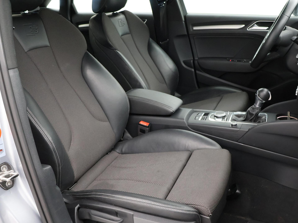 Audi A3 Limousine 1.5 TFSI 150PK S-TRONIC S-LINE INTERIEUR+EXTERIEUR 46458316-39.jpg | Autobedrijf Hazet