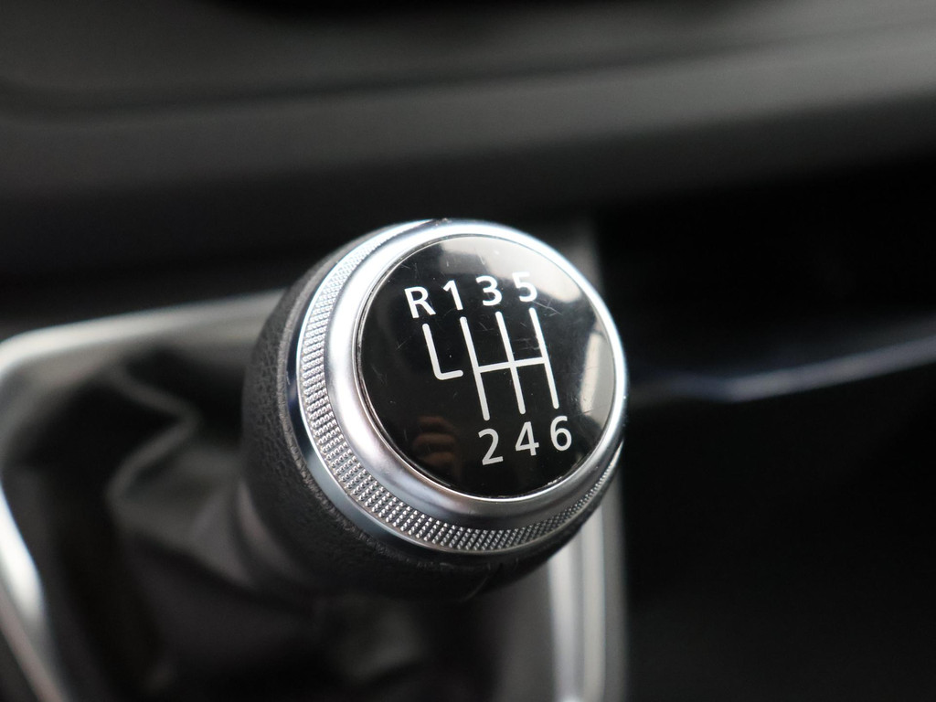 47074279-23.jpg