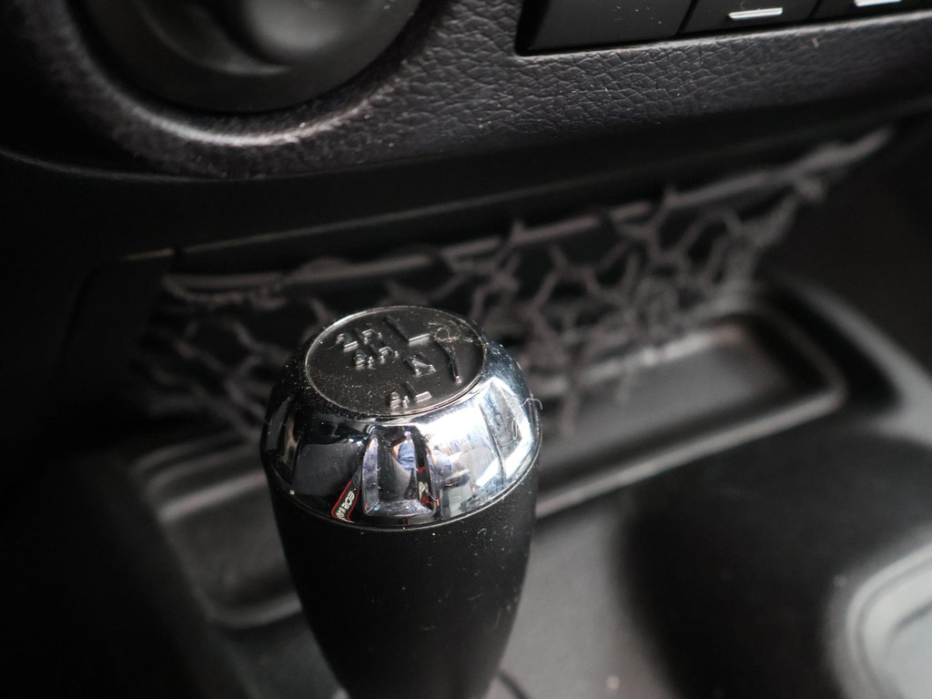 Jeep Wrangler 2.8 CRD 200 PK SPORT AUT. 4X4 GRIJS KENTEKEN 47147395-29.jpg | Autobedrijf Hazet