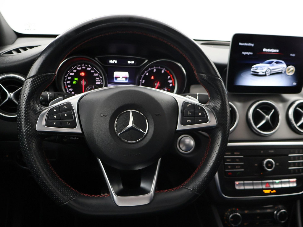 Mercedes-Benz CLA Shooting Brake 180 AMG NIGHT + PANORAMA SCHUIFDAK 47926483-28.jpg | Autobedrijf Hazet