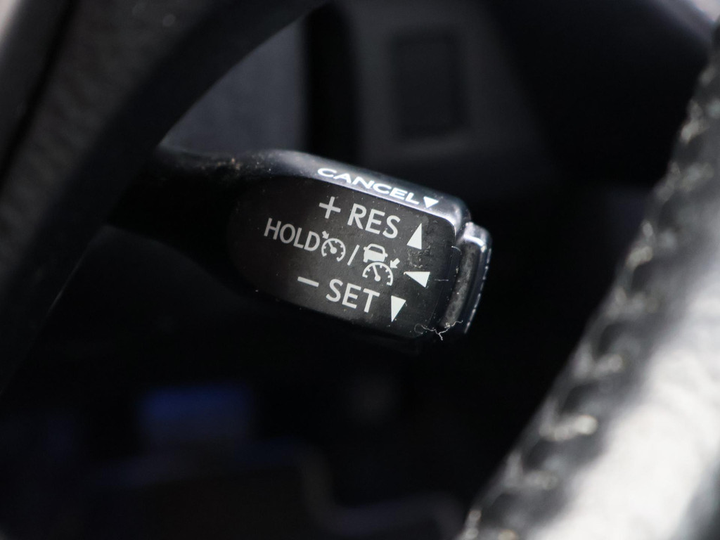 47967230-21.jpg