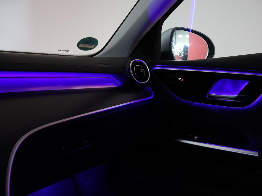 Mercedes-Benz C-Klasse 180 AMG LINE SEDAN + SFEERVERLICHTING | CAMERA 48112351-16.jpg | Autobedrijf Hazet