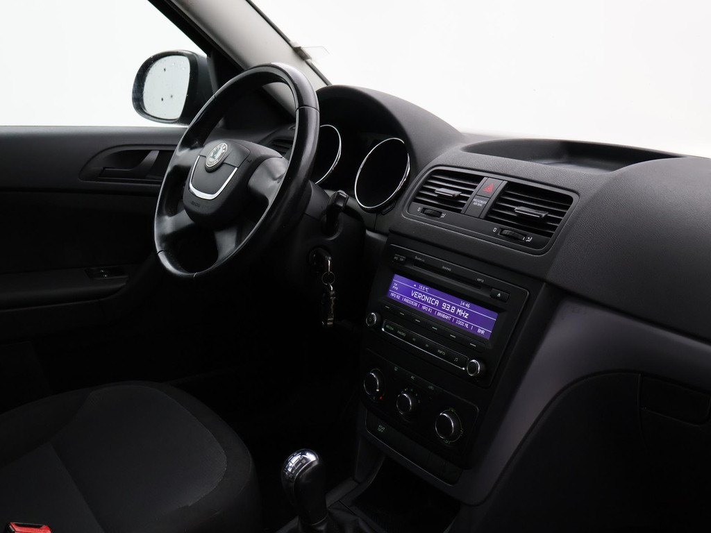 48419123-3.jpg