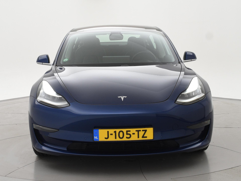 48659463-5.jpg