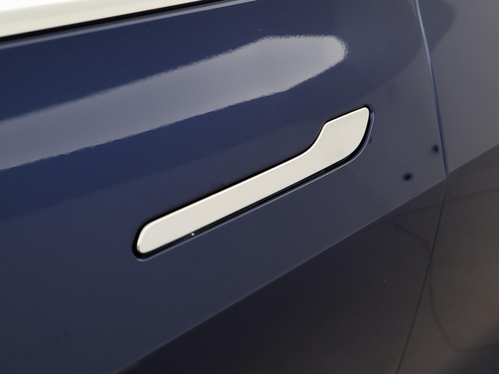 48659463-57.jpg