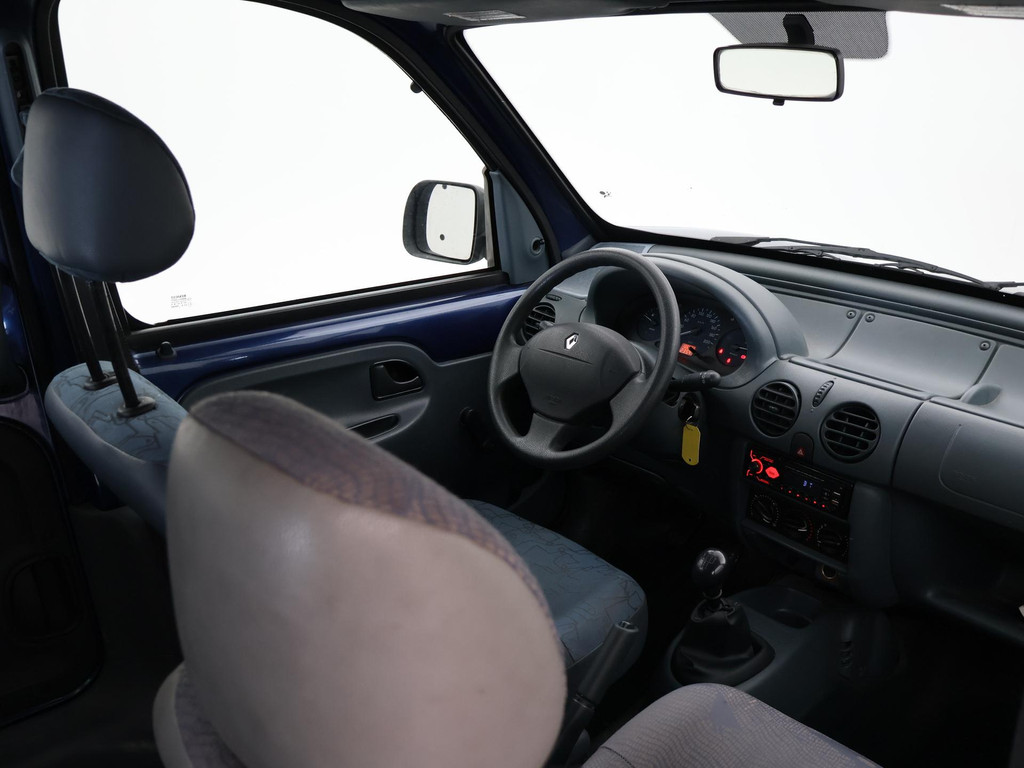 48659606-23.jpg