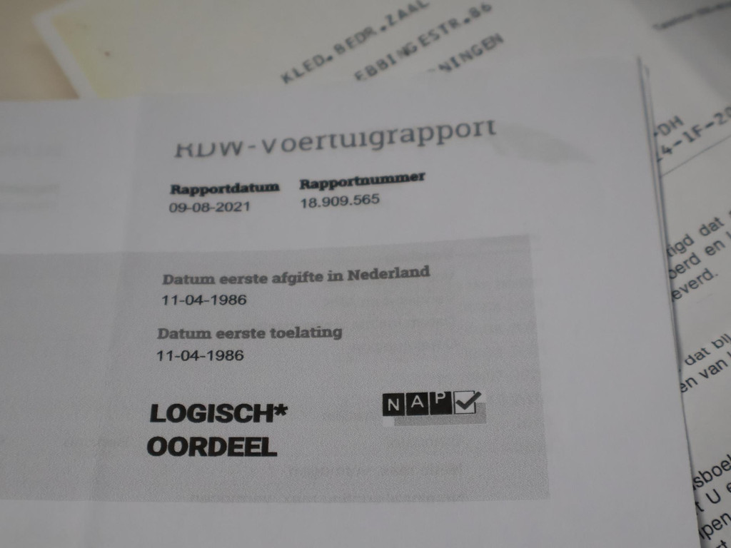 48678068-27.jpg