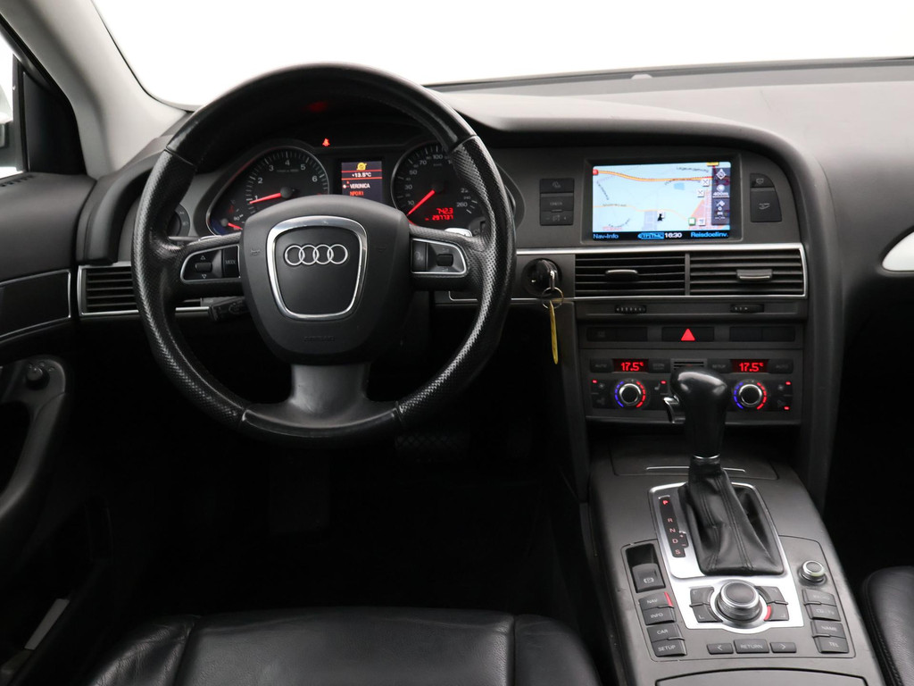 48678078-2.jpg