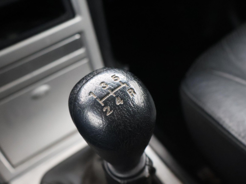 48697924-16.jpg