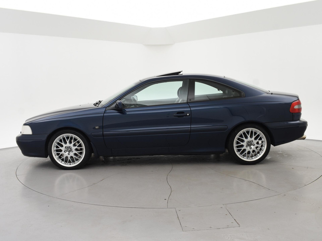 48699847-4.jpg