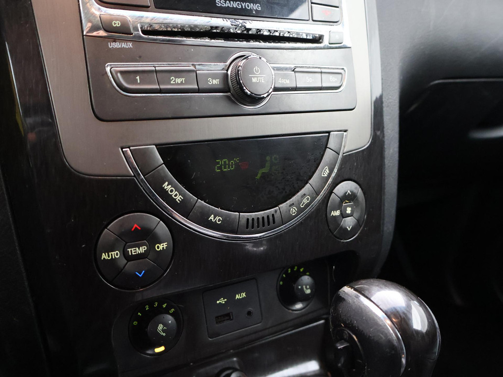 SsangYong Rexton RX 200 e-XDI 155 PK 4WD AUT. + TREKHAAK 48810184-17.jpg | Autobedrijf Hazet