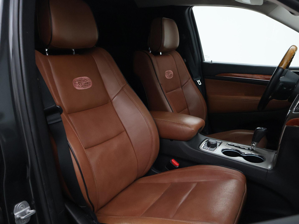 Jeep Grand Cherokee 3.6 V6 OVERLAND GRIJS KENTEKEN + PANORAMA | LEDER 49254219-3.jpg | Autobedrijf Hazet