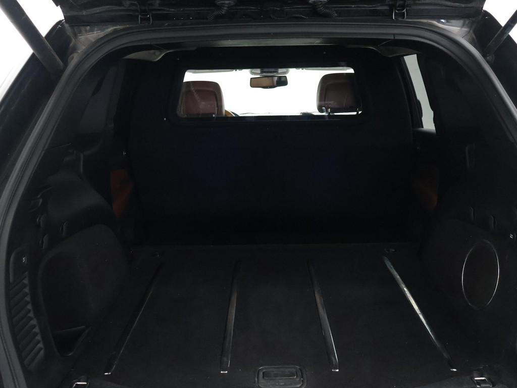 Jeep Grand Cherokee 3.6 V6 OVERLAND GRIJS KENTEKEN + PANORAMA | LEDER 49254219-36.jpg | Autobedrijf Hazet