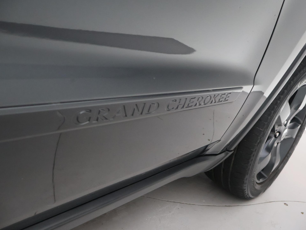Jeep Grand Cherokee 3.6 V6 OVERLAND GRIJS KENTEKEN + PANORAMA | LEDER 49254219-51.jpg | Autobedrijf Hazet