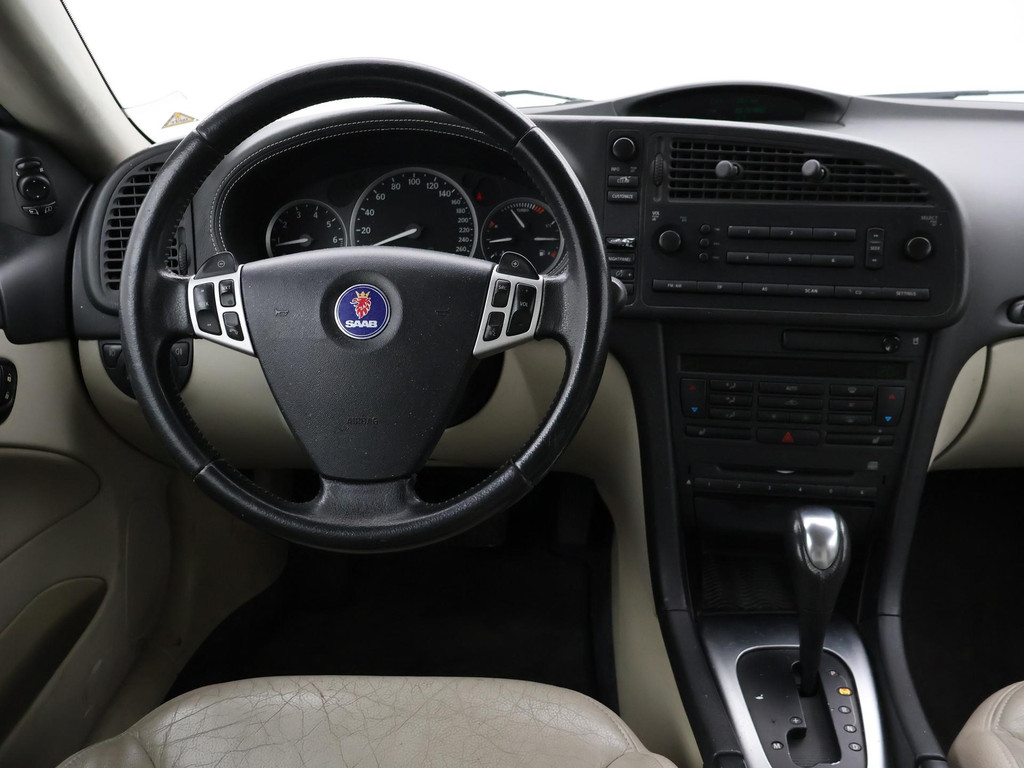 MINI Cabrio 2.0 SD 143 PK DIESEL CHILI + STOELVERW. | 55363061-5.jpg | Autobedrijf Hazet