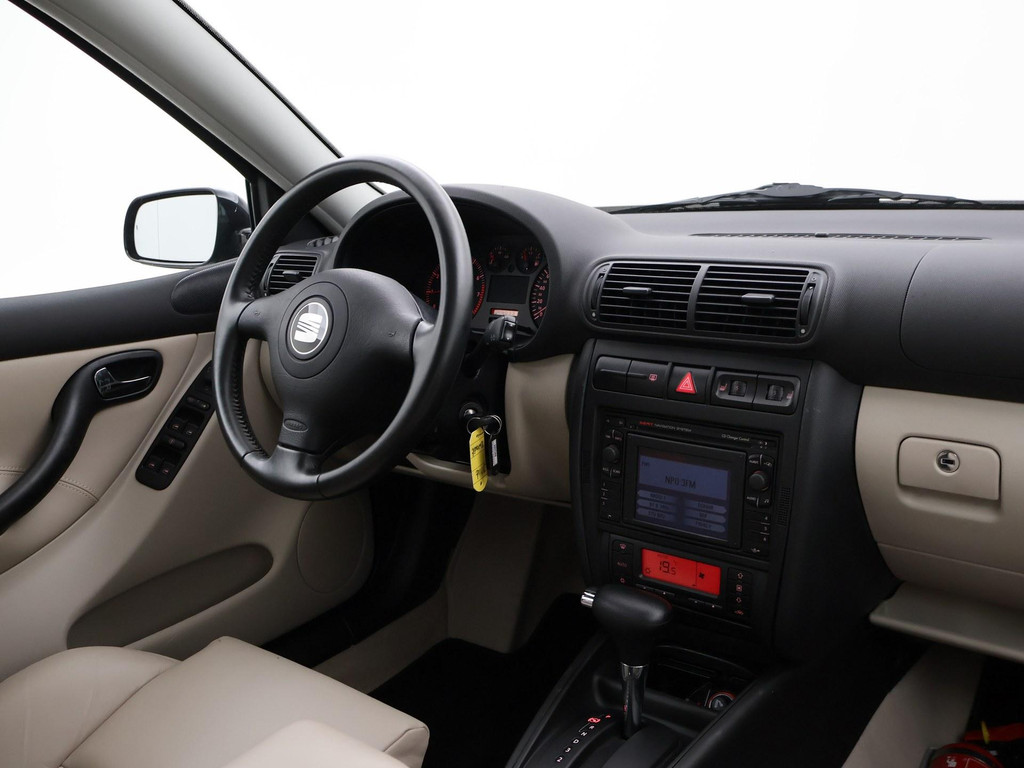 SEAT León