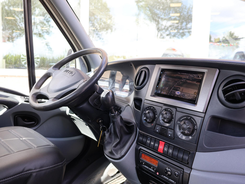 Volkswagen Crafter 35 2.0 TDI 140 PK EURO 6 BAKWAGEN MEUBELBAK 49795048-5.jpg | Autobedrijf Hazet