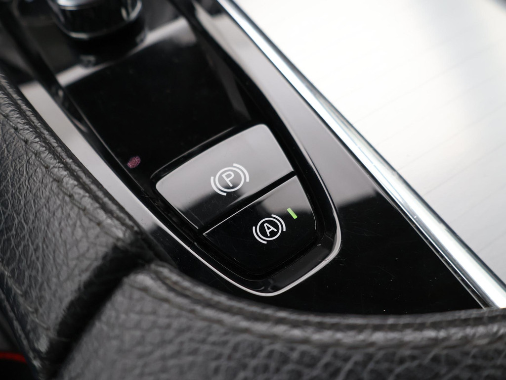 Volvo XC90 2.0 D4 190 PK GRIJS KENTEKEN EURO 6 DIESEL 51405401-38.jpg | Autobedrijf Hazet
