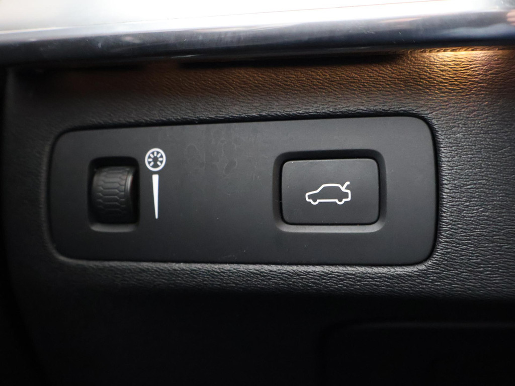 Volvo XC90 2.0 D4 190 PK GRIJS KENTEKEN EURO 6 DIESEL 51405401-52.jpg | Autobedrijf Hazet