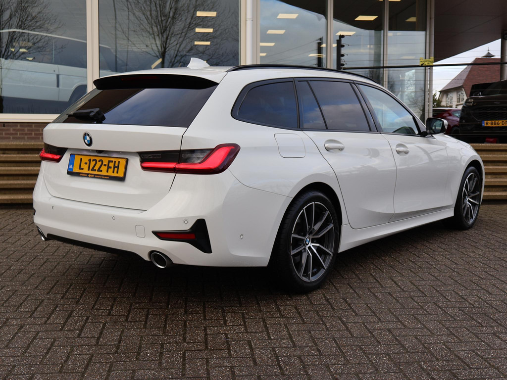 BMW 5 Serie Touring 520i 184 PK M-SPORT H.E. AUT. *ALMANDINBRAUN* 42886875-5.jpg | Autobedrijf Hazet