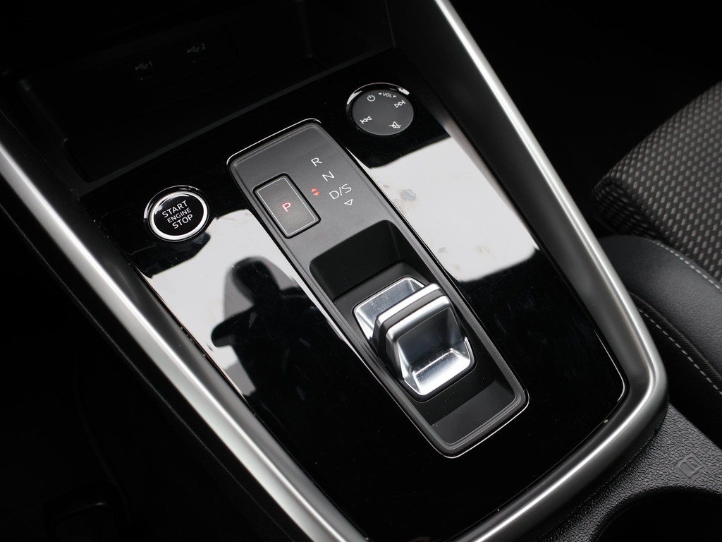 Audi A3 Limousine 35 TFSI 150 PK S-LINE EDITION + VIRTUAL COCKPIT | 51624459-64.jpg | Autobedrijf Hazet