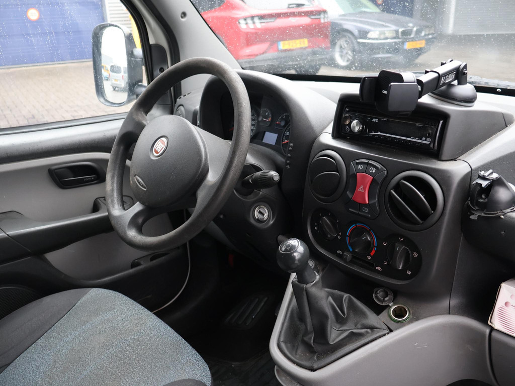 Renault Kangoo Express 1.5 DCI + AIRCO | DAKDRAGERS 55384585-5.jpg | Autobedrijf Hazet