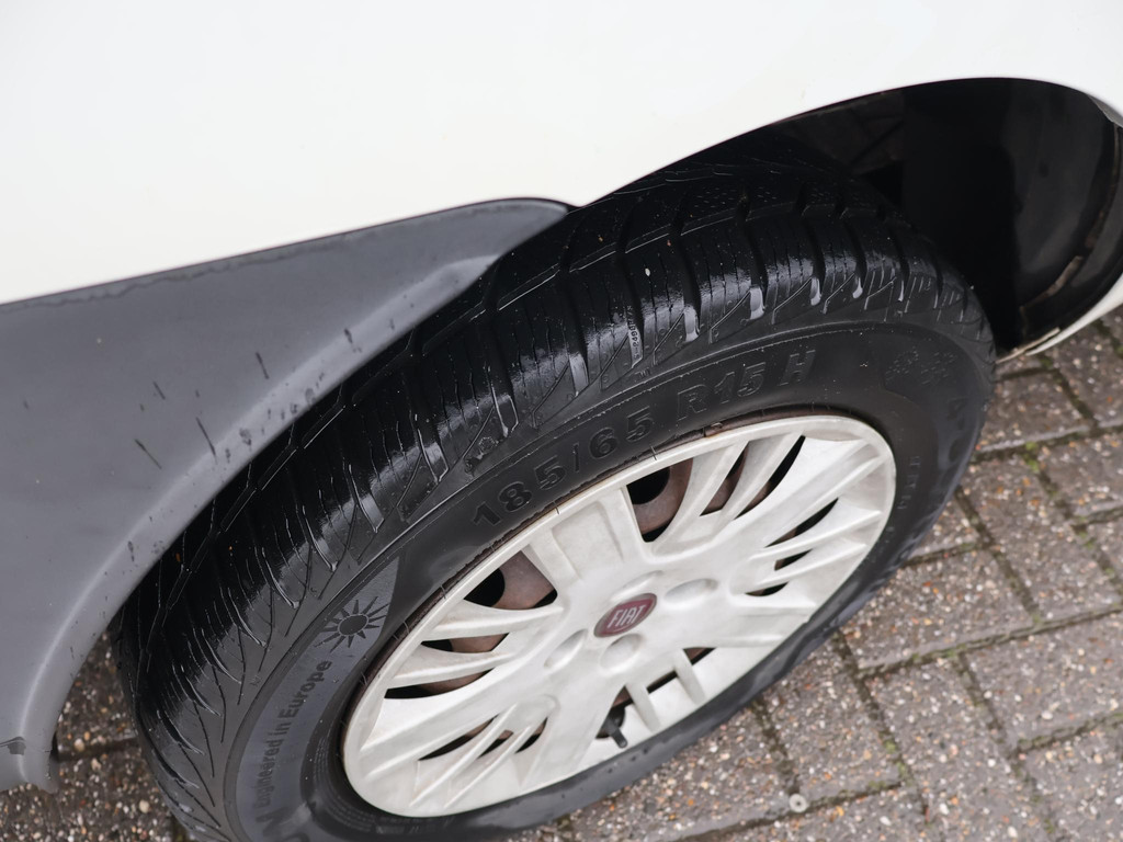Fiat Doblò 1.3 MULTIJET SX *MOTOR DEFECT* 52066925-8.jpg | Autobedrijf Hazet