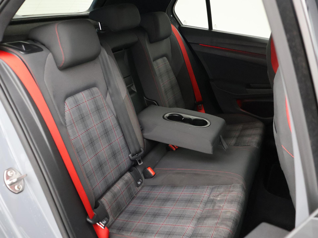 Volkswagen Golf 2.0 TSI GTI 245 PK + PANORAMA | MOONSTONE GREY 52154578-18.jpg | Autobedrijf Hazet