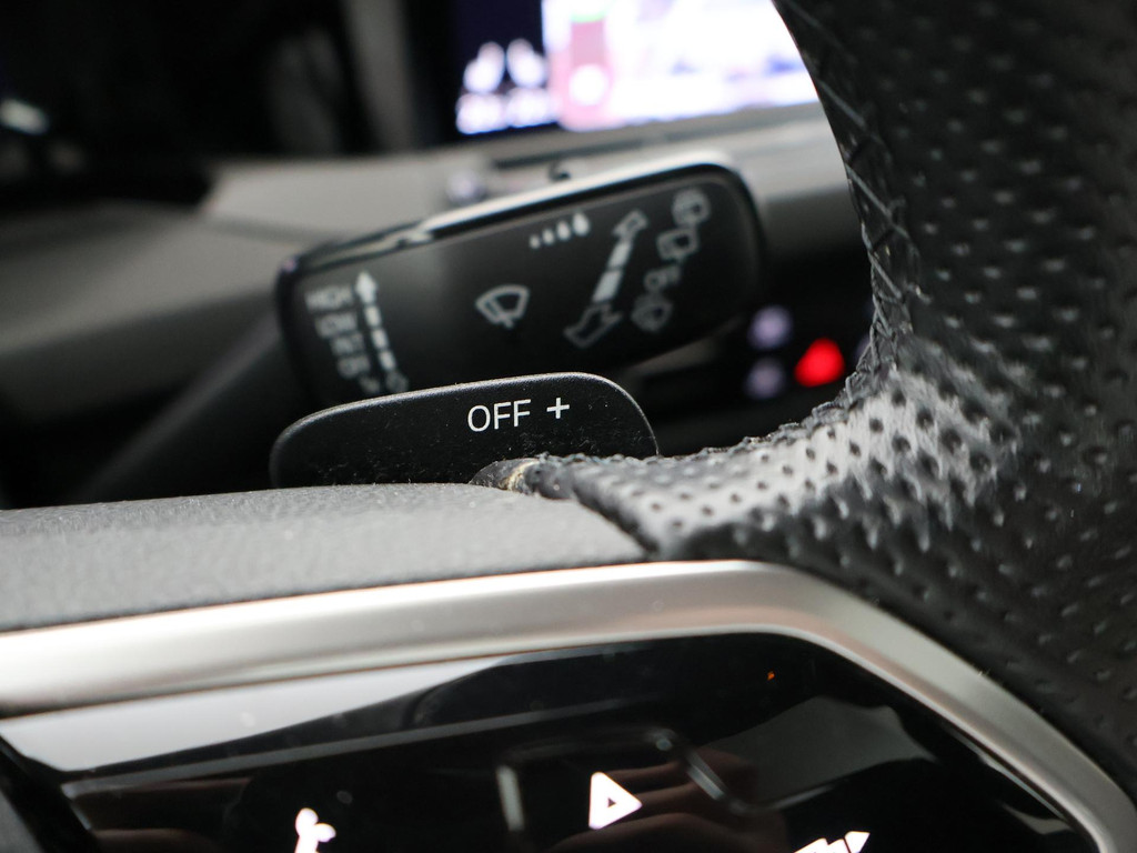 Volkswagen Golf 2.0 TSI GTI 245 PK + PANORAMA | MOONSTONE GREY 52154578-61.jpg | Autobedrijf Hazet