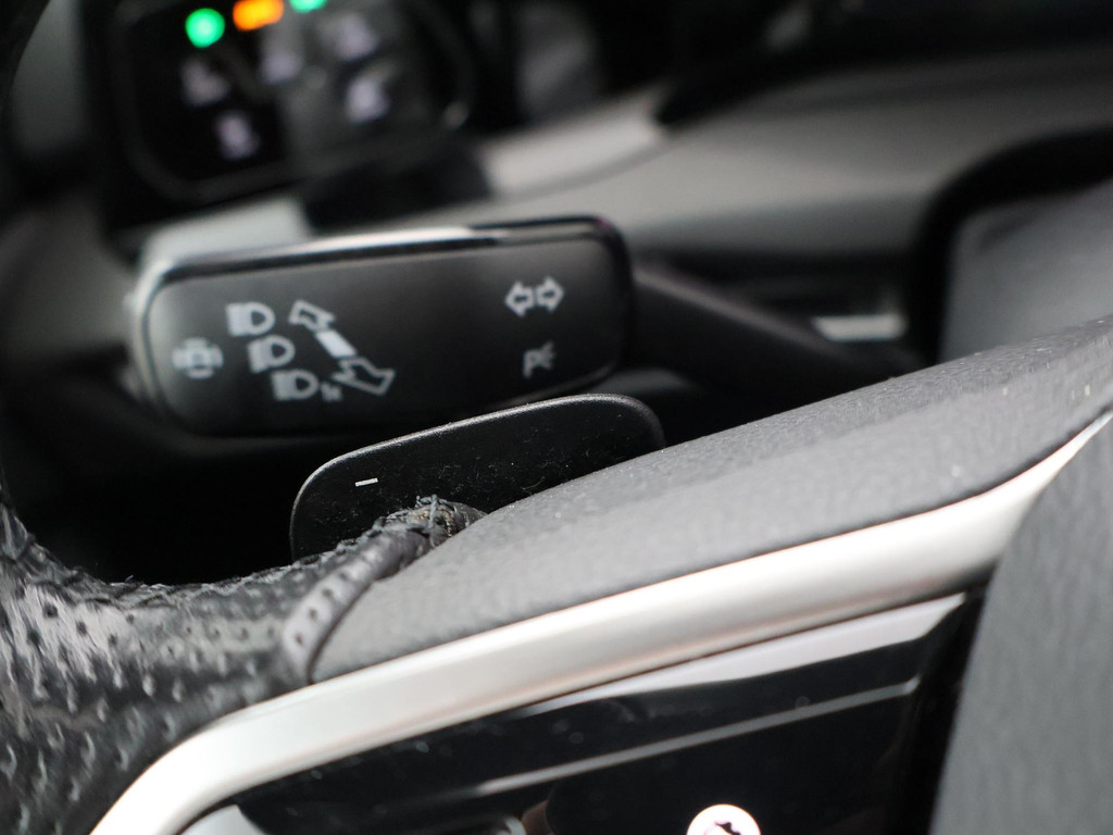 Volkswagen Golf 2.0 TSI GTI 245 PK + PANORAMA | MOONSTONE GREY 52154578-63.jpg | Autobedrijf Hazet