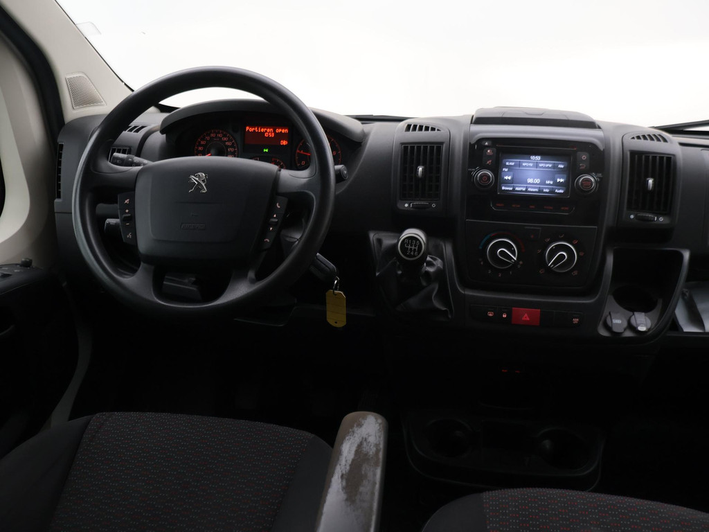 Renault Master T35 2.3 dCi L2H2 125 PK + CAMERA | TREKHAAK | NAVI 53693170-5.jpg | Autobedrijf Hazet