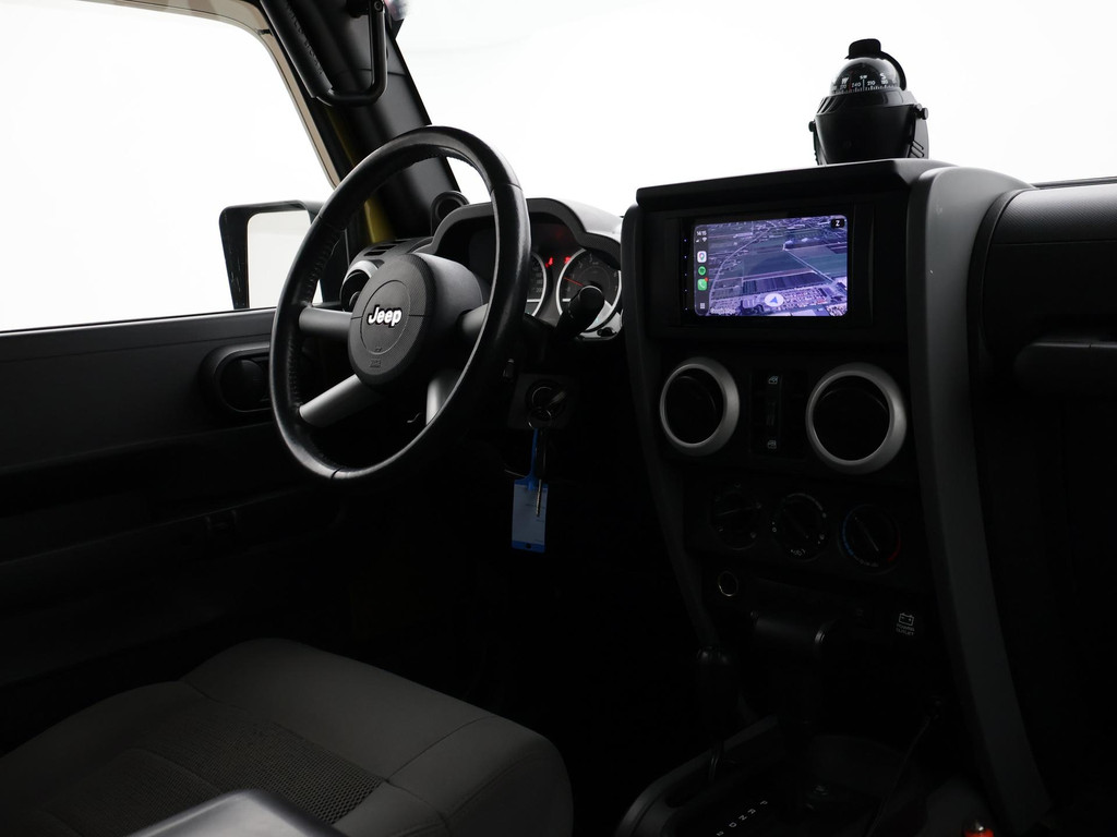 MINI Cabrio 2.0 JCW JOHN COOPER WORKS 231 PK REBEL GREEN 51240332-5.jpg | Autobedrijf Hazet
