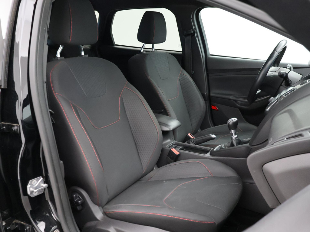 Ford FOCUS Wagon 1.5 ECOBOOST 182 PK ST-LINE + SONY AUDIO 52670866-13.jpg | Autobedrijf Hazet