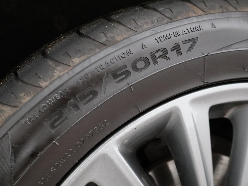 Ford FOCUS Wagon 1.5 ECOBOOST 182 PK ST-LINE + SONY AUDIO 52670866-35.jpg | Autobedrijf Hazet