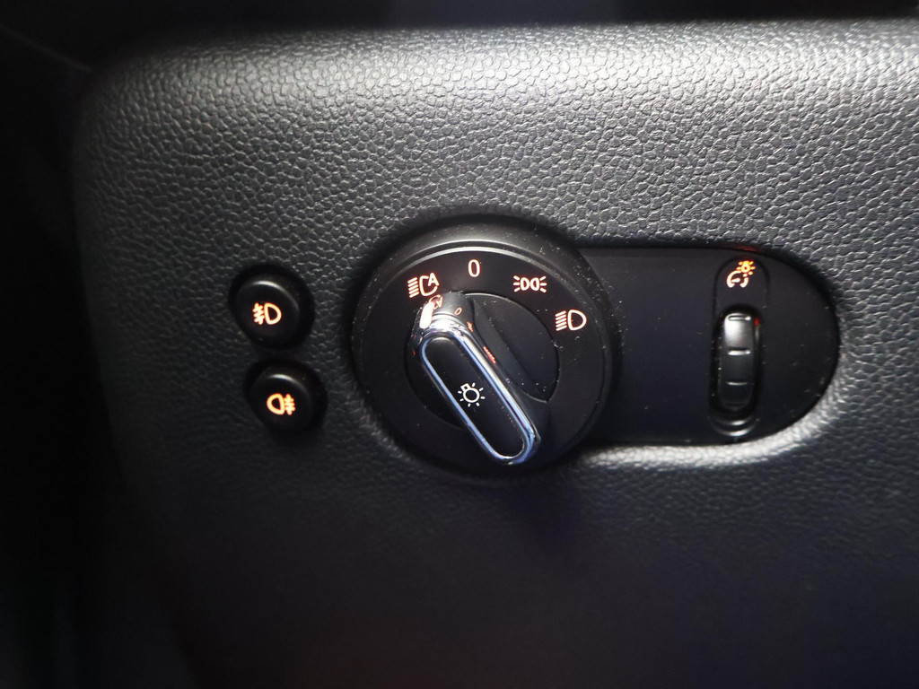 MINI 3-deurs 1.5 COOPER PEPPER *MOONWALK GREY* + STOELVERW. | 52964487-23.jpg | Autobedrijf Hazet